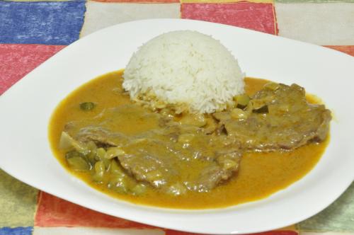 Jak uvařit roštěná na paprice? Snadné recept, připravený za 45 - 60 minut